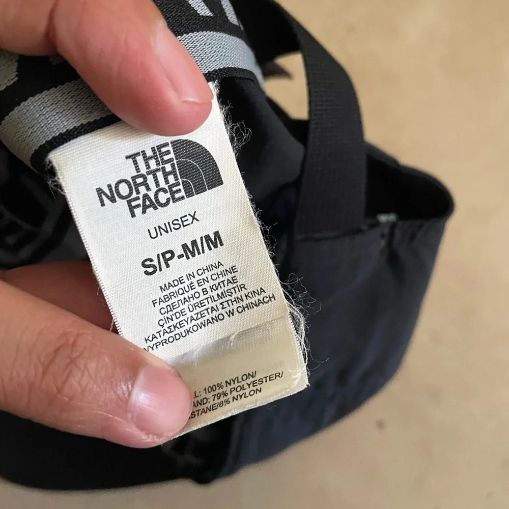 northface hat cap black white horizon adult small strap back adjustable.